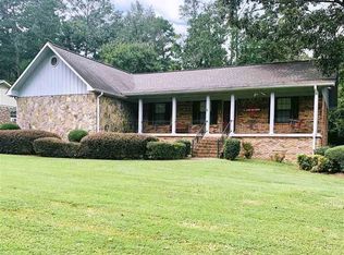 303 W Hartwood Dr, Rainbow City, AL 35906