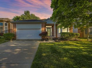 3157 Silverbrook Dr, Rochester, MI 48306