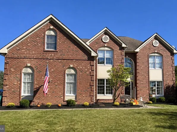 22 Hope Rd, Holland, PA 18966