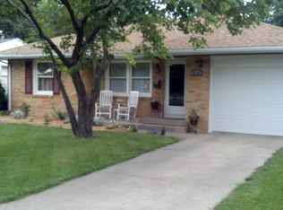 2716 Oak Ave, Mattoon, IL 61938