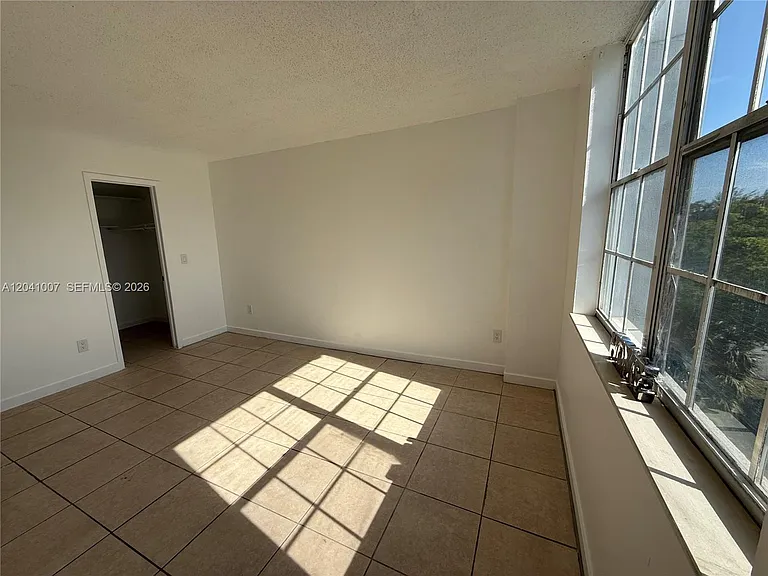 13455 NE 10th Ave #410 — Photo 9