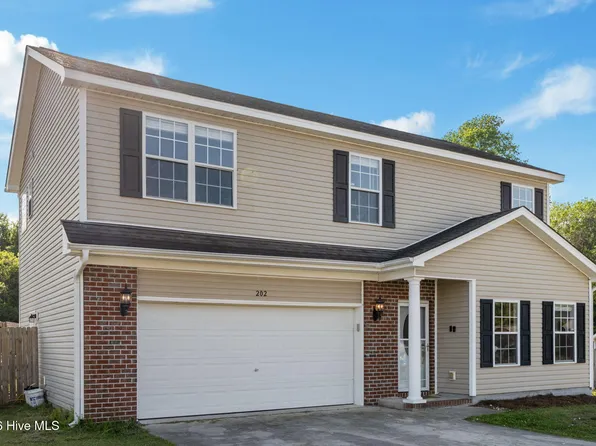 202 Bonanza Drive, Richlands, NC 28574