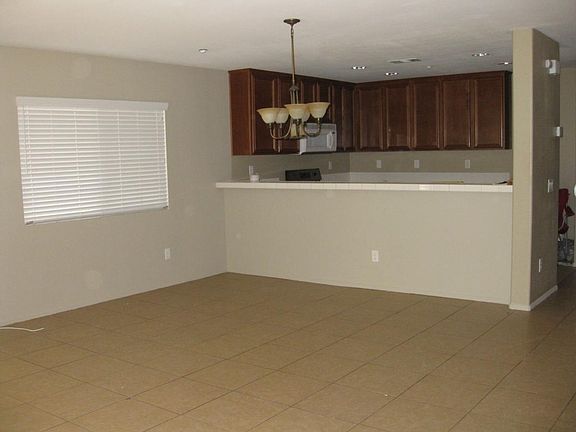 3rd image of 25892 Iris Ave Unit B