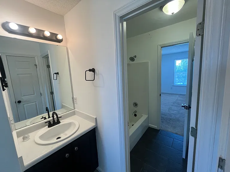 5375 Cog Hill Ct — Photo 17