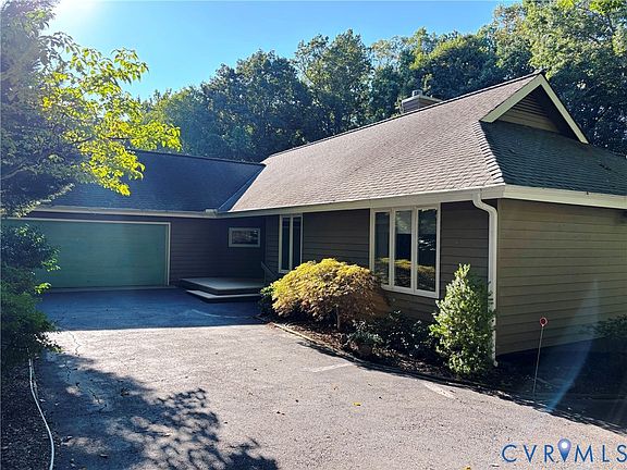 2nd image of 5704 Harbour Bluff Terrace