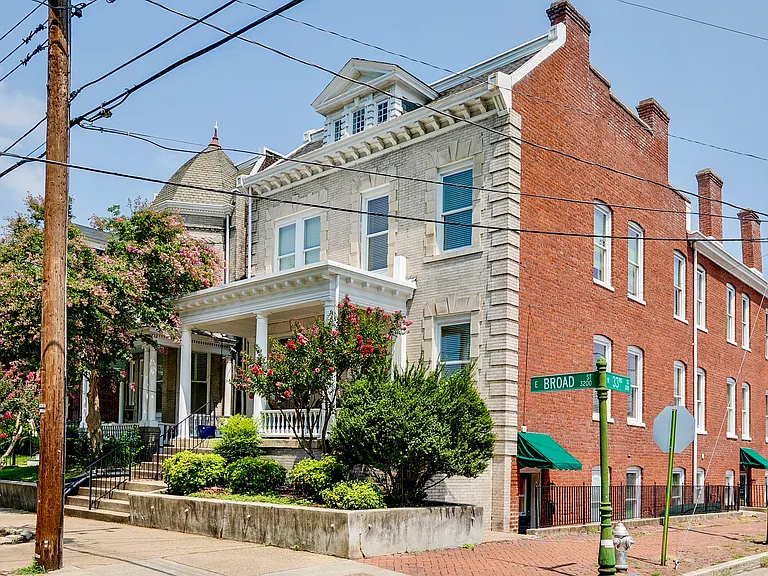3216 E Broad St #A — Photo 1