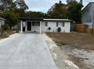 8911 N Willow Ave, Tampa, FL 33604