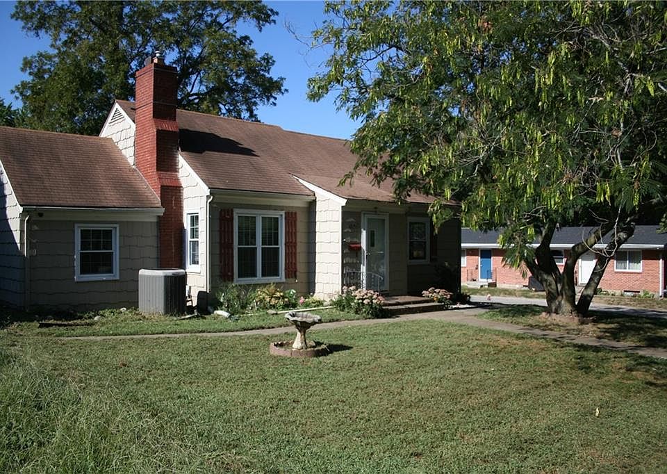 1st image of 10511 E Lake Dr