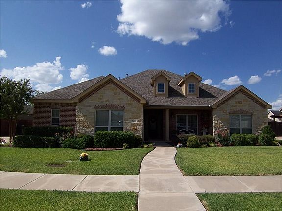 2nd image of 702 Benelli Dr
