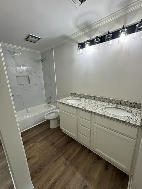 3 bed, 1763 sqft, $2,500 — Photo 3