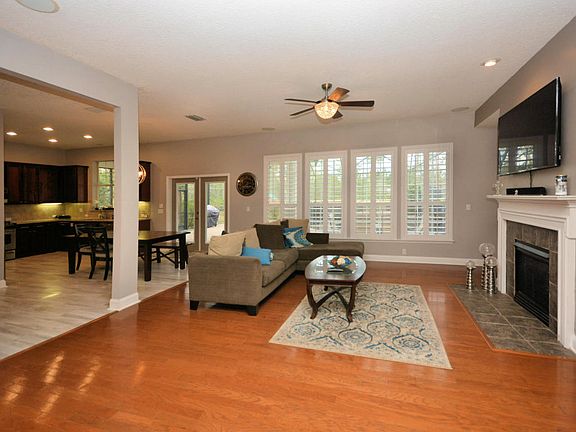 5th image of 1200 Eagle Point Dr