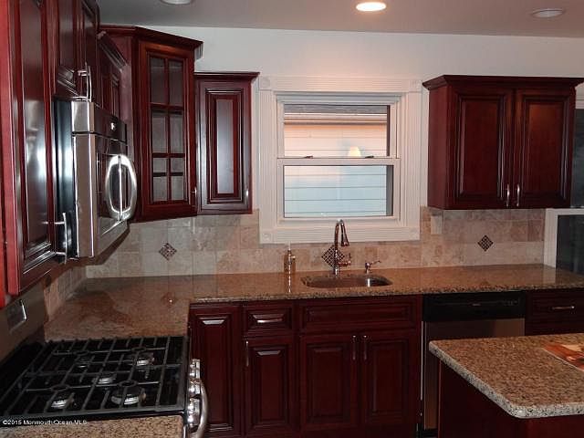 2nd image of 27 San Carlos St