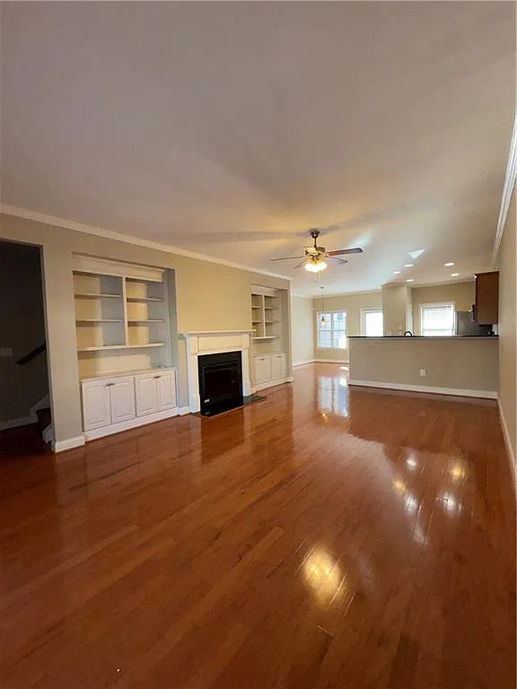 4 bed, 3.5 bath, 2031 sqft, $2,695 — Photo 4