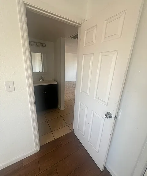3823 N 23rd Dr #4 — Photo 5