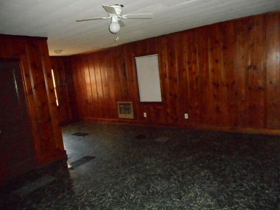 4th image of 991 Prescott Blvd