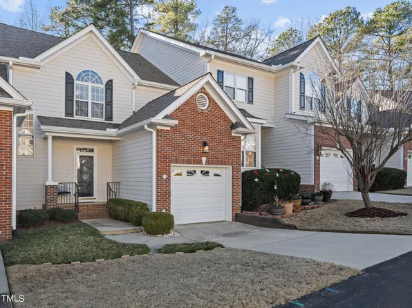 253 Harbor Creek Dr, Cary, NC 27511