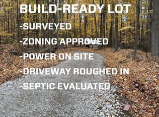 13565 Colony Ln, Burton, OH 44021