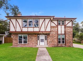 826 Bradwell Dr, Houston, TX 77062