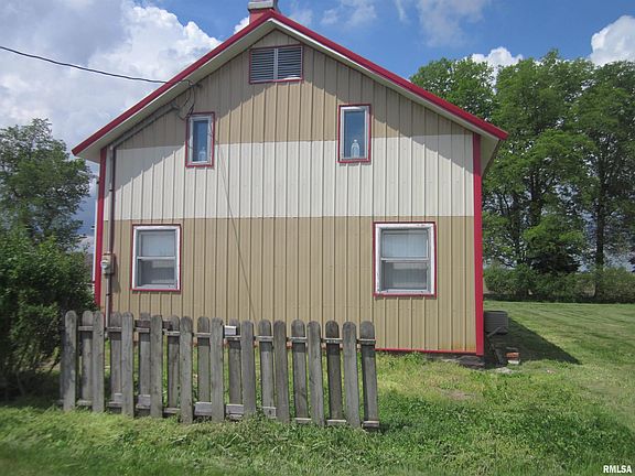 2nd image of 9482 N County Road 3800e