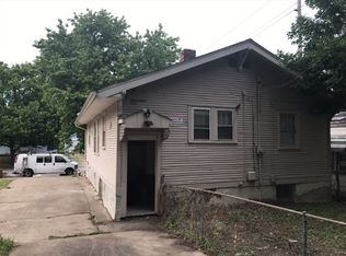 545 W Division St, Decatur, IL 62526