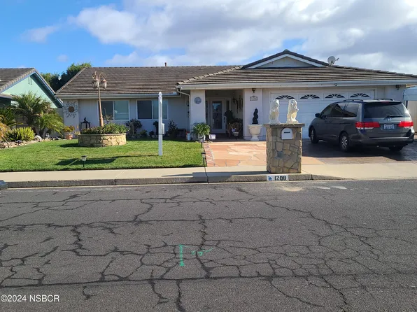 1208 N B St, Lompoc, CA 93436