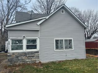 322 E Granger Ave, Des Moines, IA 50315