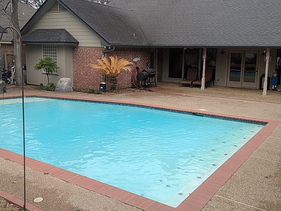 5th image of 9602 Oak Springs Dr