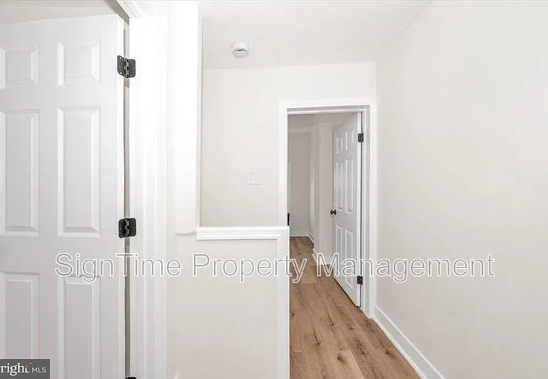 138 E South St — Photo 10