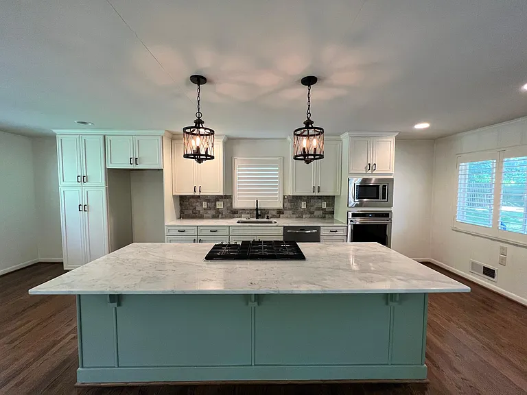 707 Warwick Rd — Photo 11