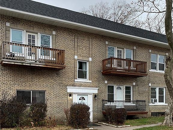 2nd image of 4225 W 22nd St