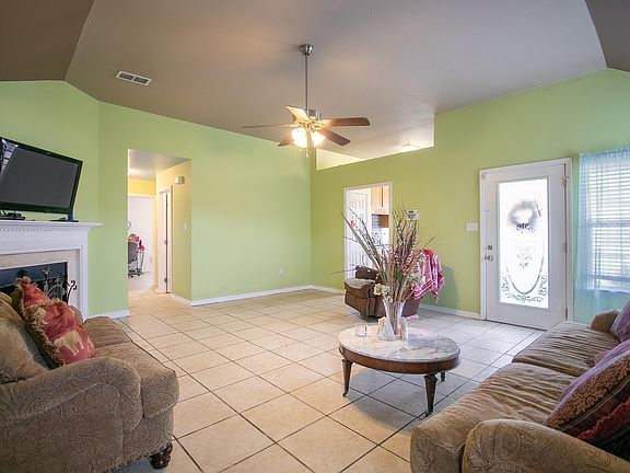 4th image of 18336 Tiffany Renee Dr