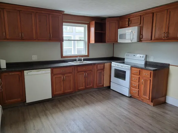 6 Chandler Ave #1A, Taunton, MA 02780
