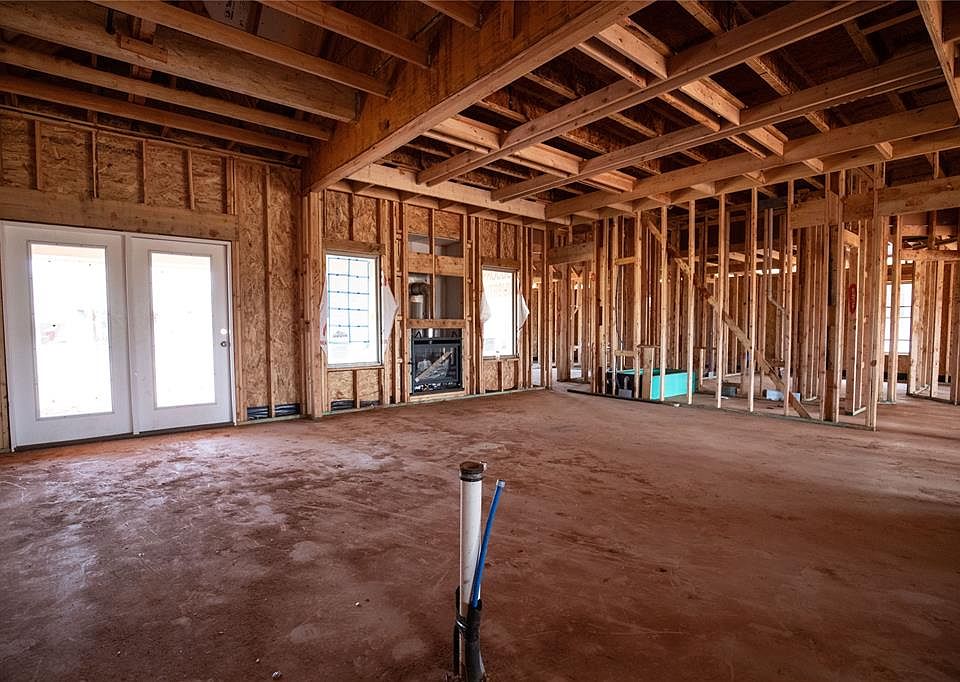 1st image of 15412 Avalon Ln