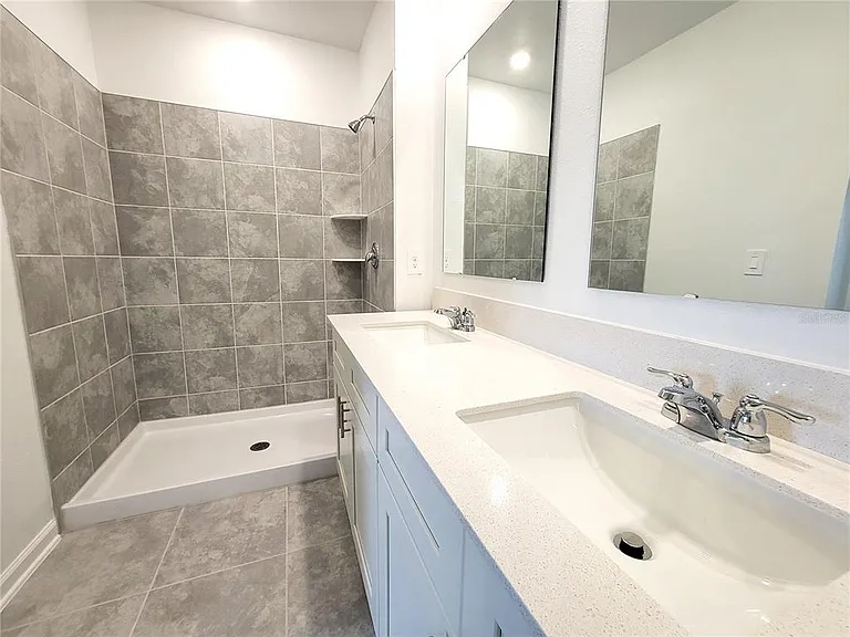 1469 Deepwater Cir — Photo 24