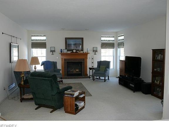 3rd image of 4715 Arabian Ct