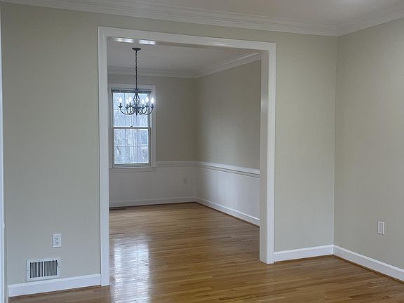 3rd image of 13191 Ashvale Dr