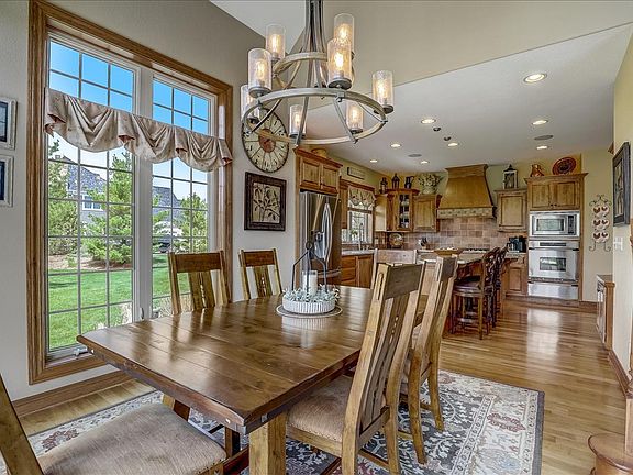 4th image of 1651 Behrens Dr