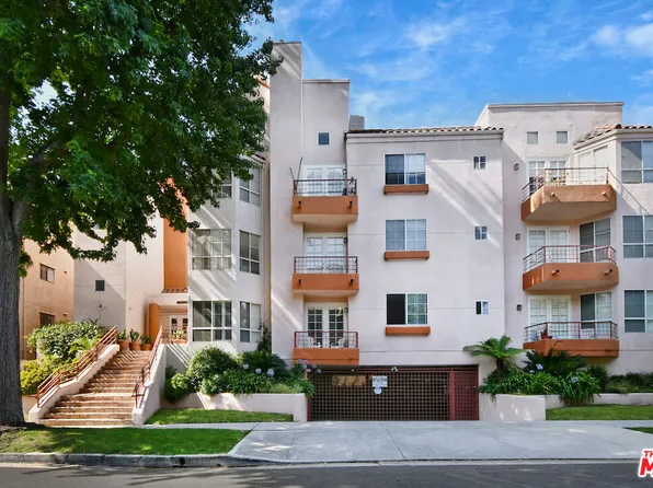 14570 Benefit St Unit 201, Sherman Oaks, CA 91403