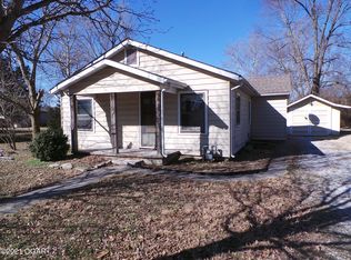 2408 W Highland Ave, Joplin, MO 64804