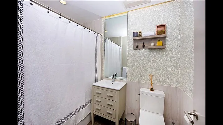 Rented by Carnegie Management Inc | media 6