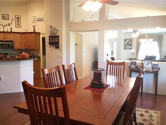 4th image of 1032 Buccaneer Blvd