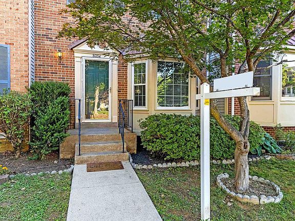 2nd image of 8058 Morning Meadow Ct