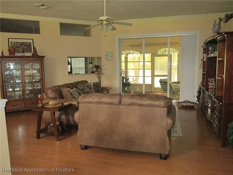 263 Bimini St NE — Photo 5