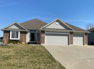 1302 Sagamore Dr, Raymore, MO 64083