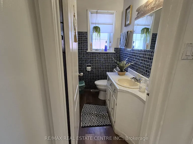 71 Gunton Dr #UPPER — Photo 15