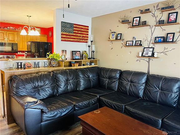 4th image of 5058 Seville Dr