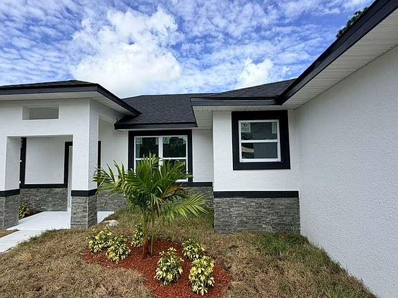 2nd image of 1217 E PRICE BOULEVARD