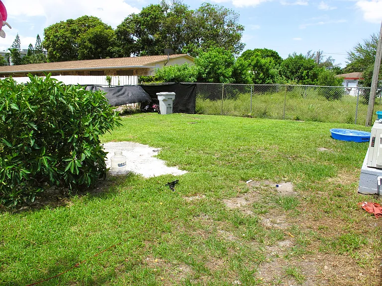 340 NW 6th St #2 — Photo 20