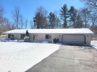 929 Stonebridge Rd, Mosinee, WI 54455