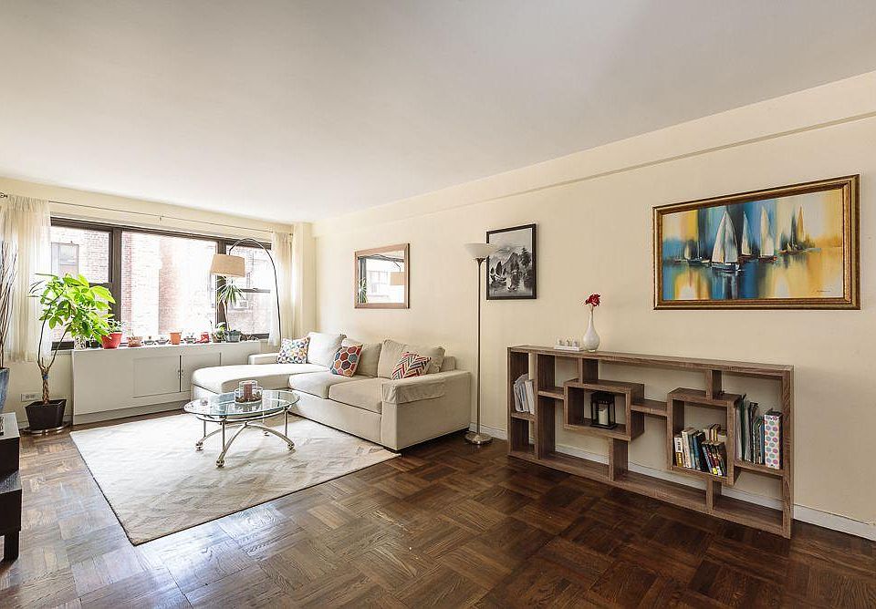 1st image of 347 E 53rd St APT 4B